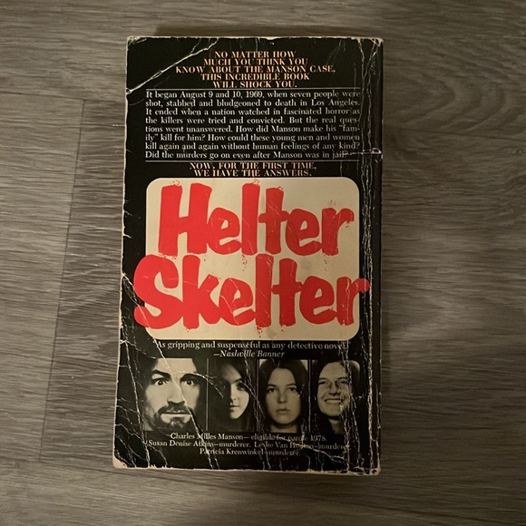 Helter Skelter true crime novel - Picture 2 of 2
